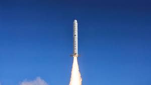 Imagen del artículo: Cuál es la diferencia entre un cohete orbital y un cohete suborbital