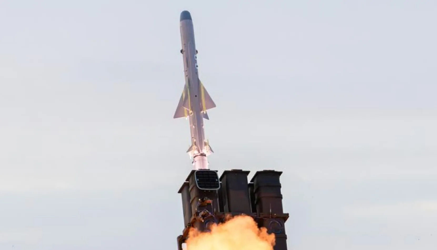 Imagen del artículo: Por qué los cohetes no se caen y cómo logran mantenerse en el espacio