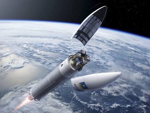 Cómo los cohetes permiten el despliegue de satélites en órbita